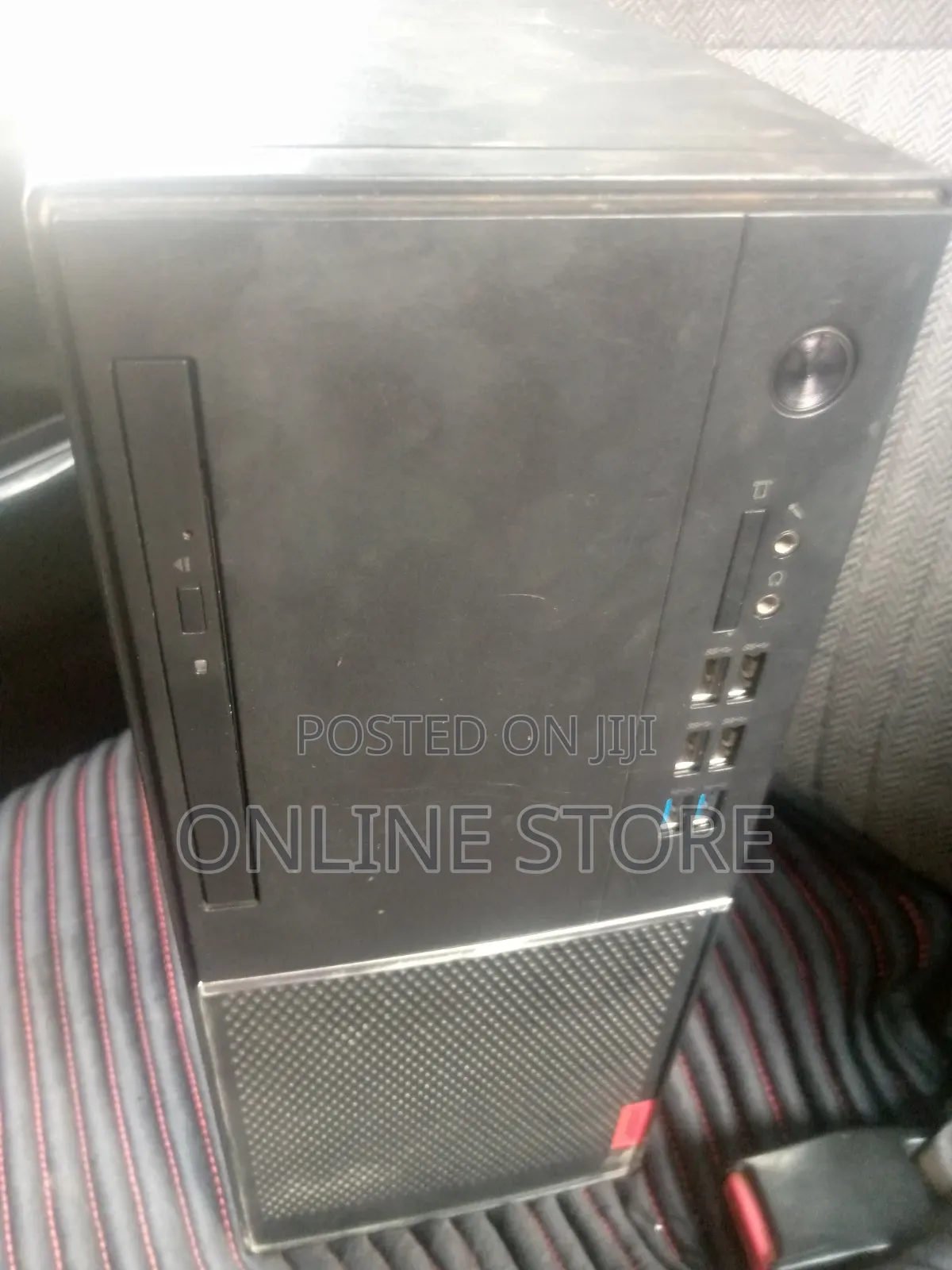 Desktop Computer Lenovo V530 4GB Intel Core i3 HDD 500GB