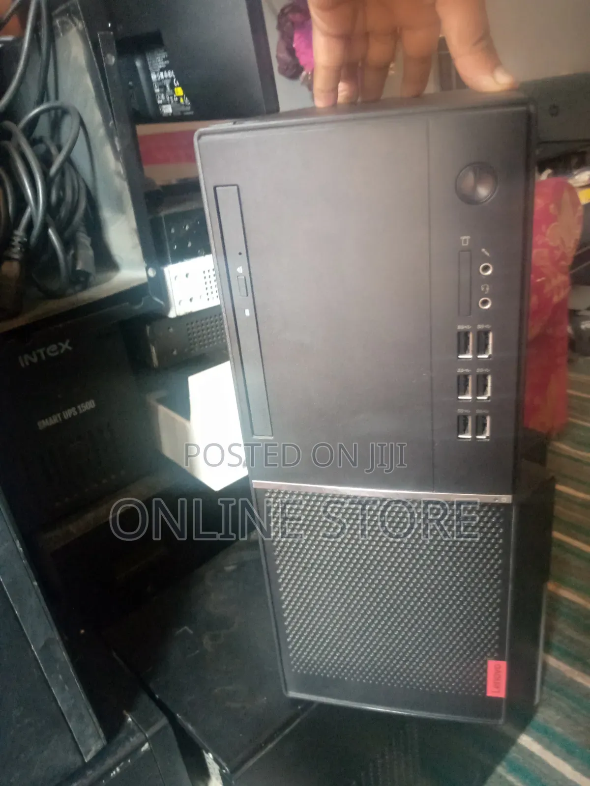 Desktop Computer Lenovo V530 4GB Intel Core i3 HDD 500GB