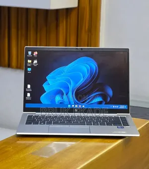 New Laptop HP EliteBook 840 G8 16GB Intel Core i7 SSD 512GB