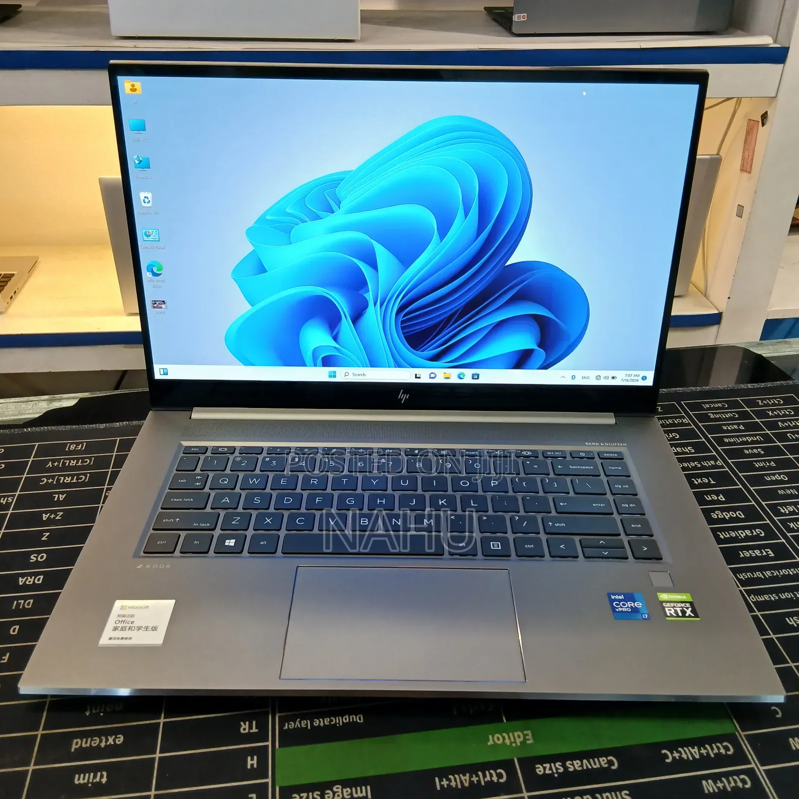 New Laptop HP ZBook 15 32GB Intel Core i7 SSD 1T