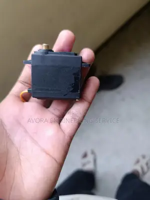 TowerPro MG996R High Torque Digital Servo Motor (Metal Gear)