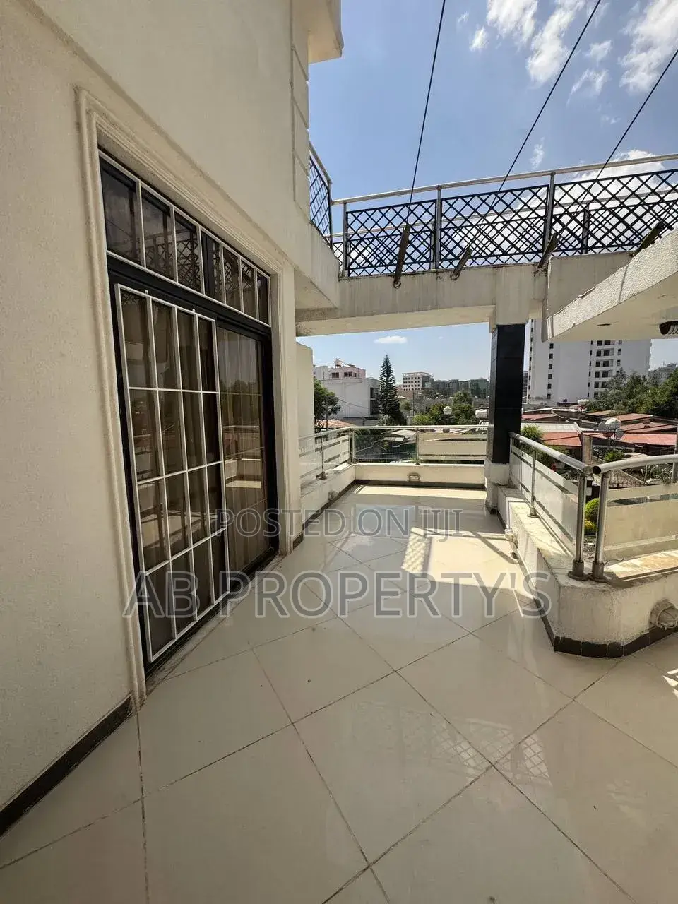 Furnished 6bdrm Villa in ቦሌ ኢምፔርያል, Bole for sale