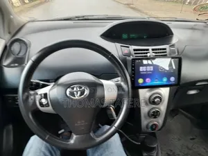 Toyota Yaris 2008 Gray