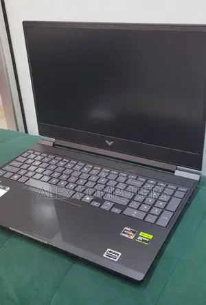 New Laptop HP Victus 15 16GB AMD Ryzen 7 SSD 512GB