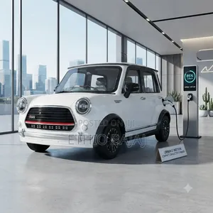 New Mini Mini 2025 White