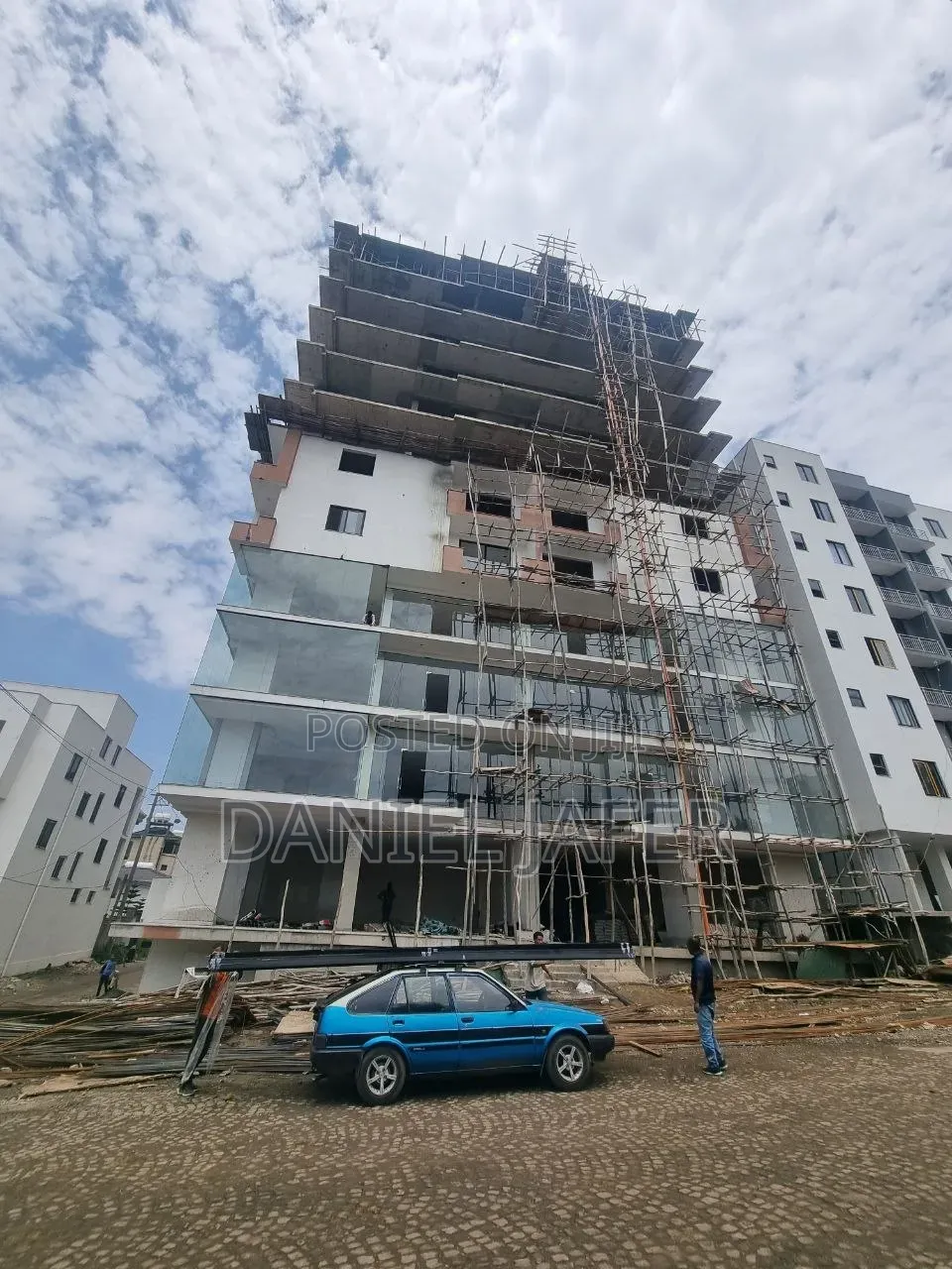 4bdrm Apartment in Bereka Realestet, Bole for sale