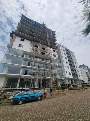 4bdrm Apartment in Bereka Realestet, Bole for sale