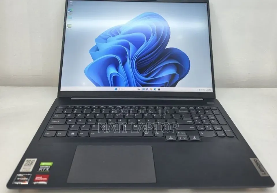 New Laptop Lenovo 16GB AMD Ryzen 7 SSD 512GB