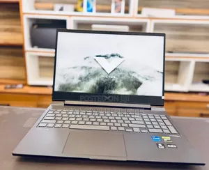 New Laptop HP Victus 15 16GB Intel Core i7 SSD 1T