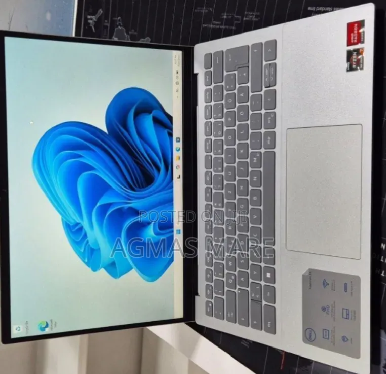 New Laptop Dell Inspiron 14 16GB AMD Ryzen 7 SSD 1T