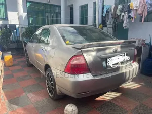 Toyota Corolla 2006 Gold