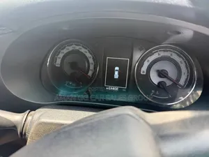 Toyota Hilux 2020 Beige
