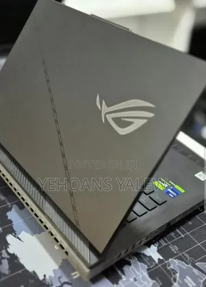 New Laptop Asus ROG Strix G18 32GB Intel Core i9 SSD 2T