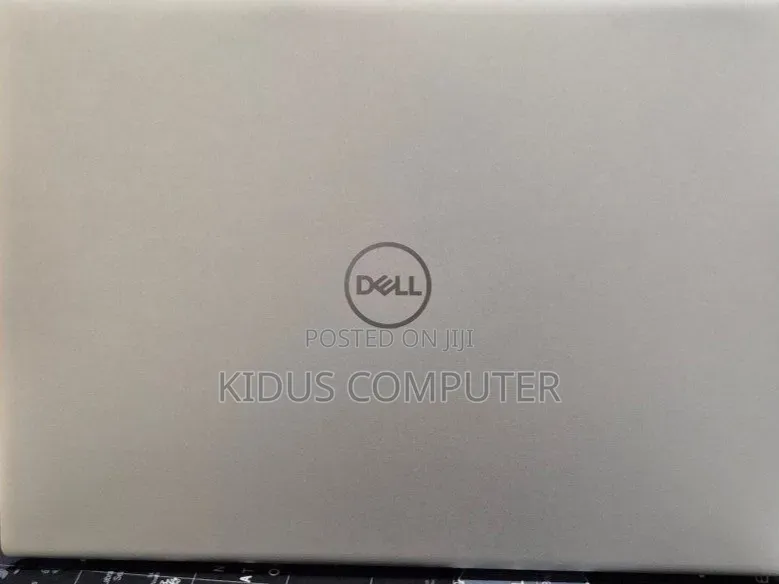 New Laptop Dell Inspiron 15 16GB AMD Ryzen 7 SSD 1T