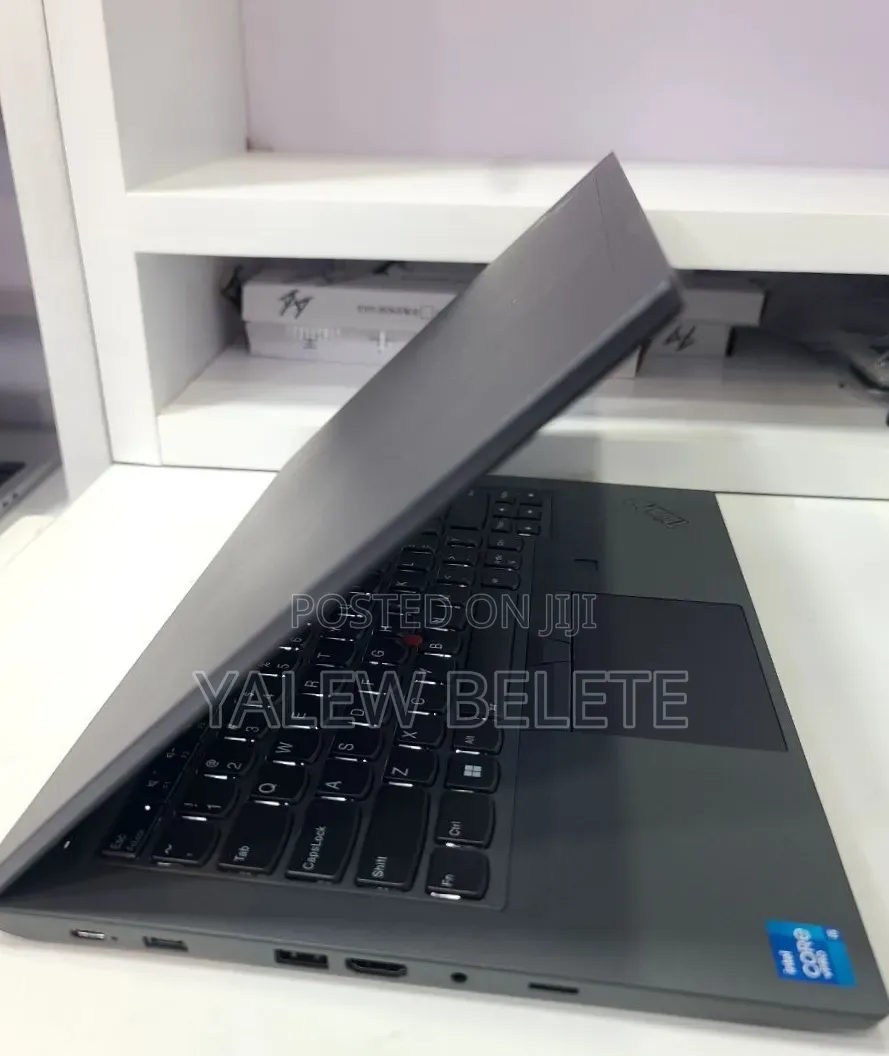New Laptop Lenovo ThinkPad T14 16GB Intel Core i5 SSD 512GB