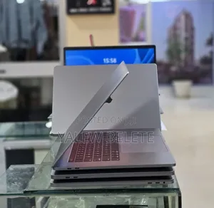 New Laptop Apple MacBook Pro 2017 16GB Intel Core i7 SSD 512GB