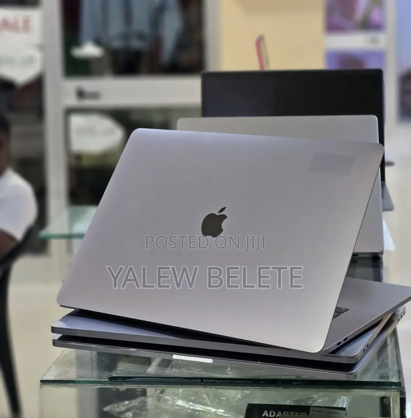 New Laptop Apple MacBook Pro 2017 16GB Intel Core i7 SSD 512GB