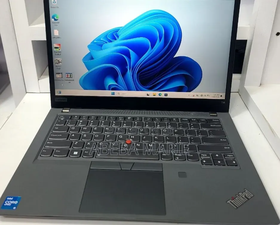 New Laptop Lenovo ThinkPad T14 16GB Intel Core i5 SSD 512GB