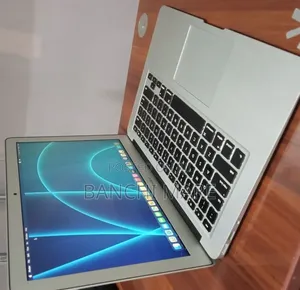 New Laptop Apple MacBook 2015 8GB Intel Core i5 SSD 128GB