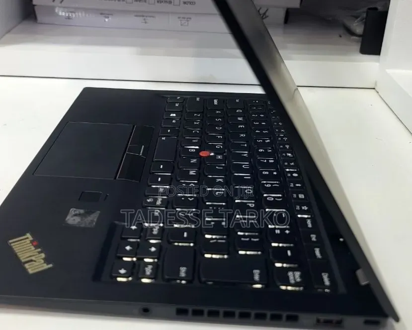 New Laptop Lenovo ThinkPad X1 Carbon 8GB Intel Core i5 SSD 512GB
