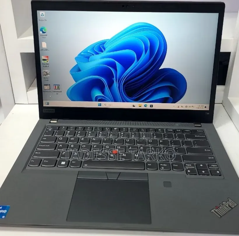New Laptop Lenovo ThinkPad T14 16GB Intel Core i5 SSD 512GB