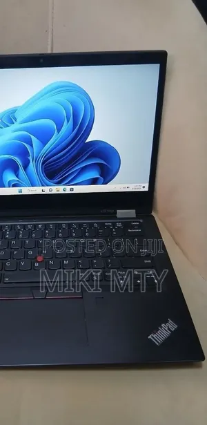 New Laptop Lenovo ThinkPad Yoga 16GB Intel Core i5 SSD 512GB