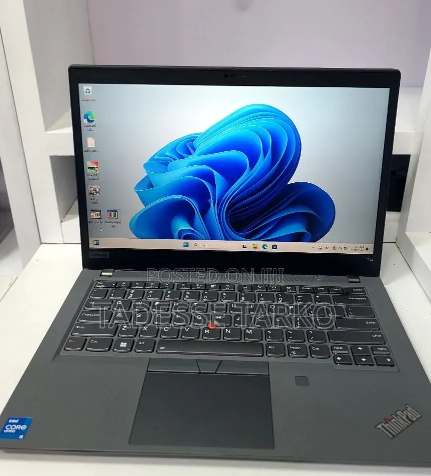 New Laptop Lenovo ThinkPad T14 16GB Intel Core i5 SSD 512GB