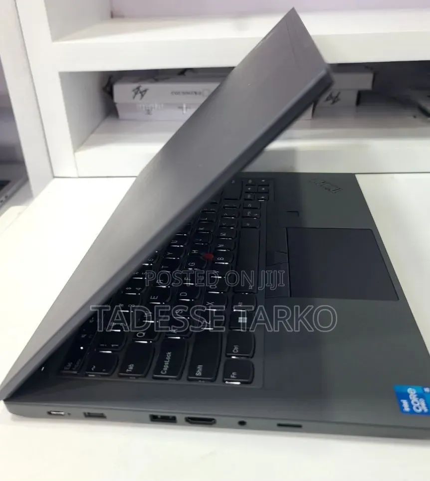 New Laptop Lenovo ThinkPad T14 16GB Intel Core i5 SSD 512GB
