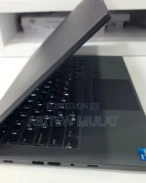 New Laptop Lenovo ThinkPad T14 16GB Intel Core i5 SSD 512GB