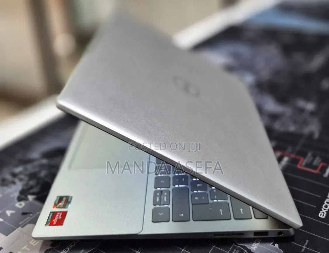 New Laptop Dell Inspiron 14 5435 16GB AMD Ryzen 7 SSD 1T