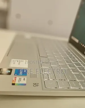 New Laptop HP Pavilion 13 8GB Intel Core i5 SSD 512GB