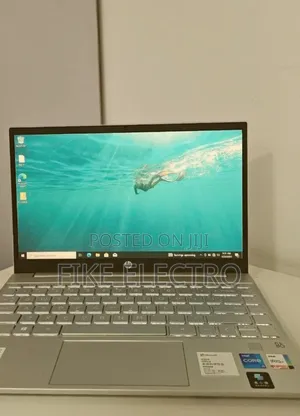 New Laptop HP Pavilion 13 8GB Intel Core i5 SSD 512GB