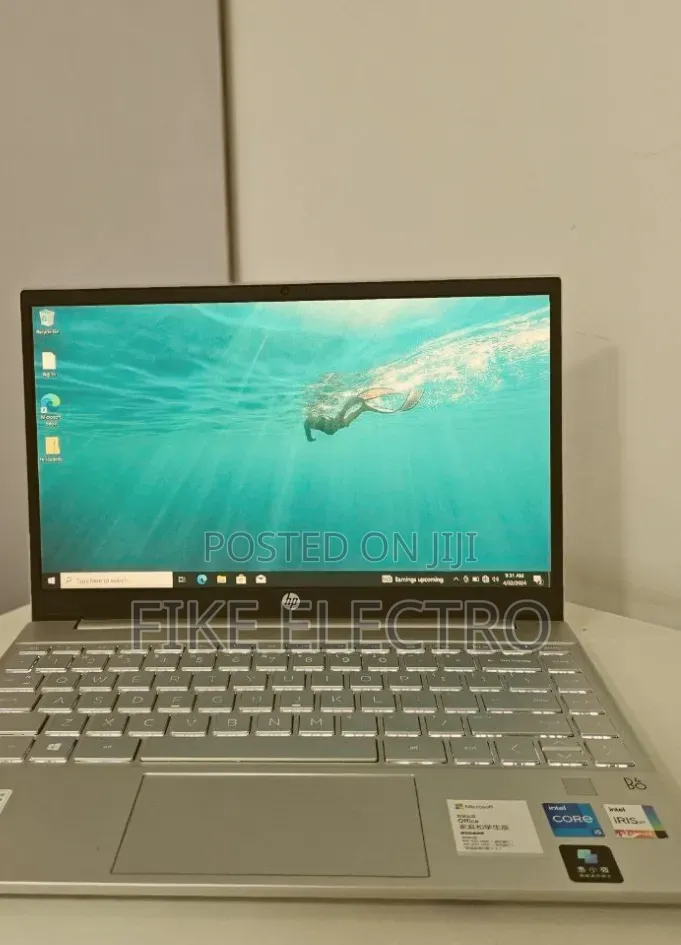 New Laptop HP Pavilion 13 8GB Intel Core i5 SSD 512GB