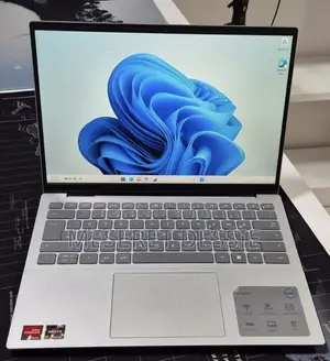 New Laptop Dell Inspiron 14 16GB AMD Ryzen 7 SSD 1T