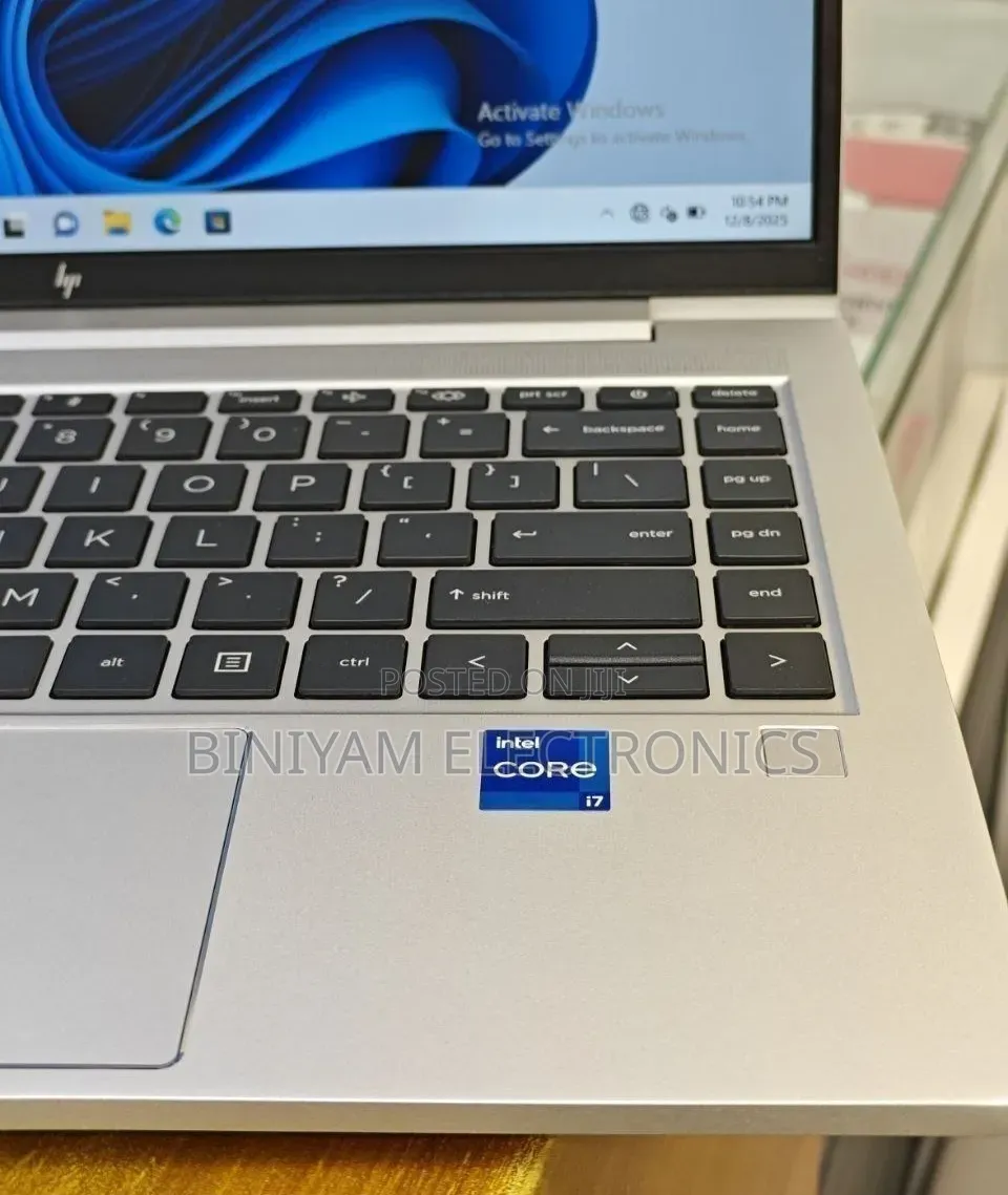 New Laptop HP ProBook 440 G10 16GB Intel Core i7 SSD 1T