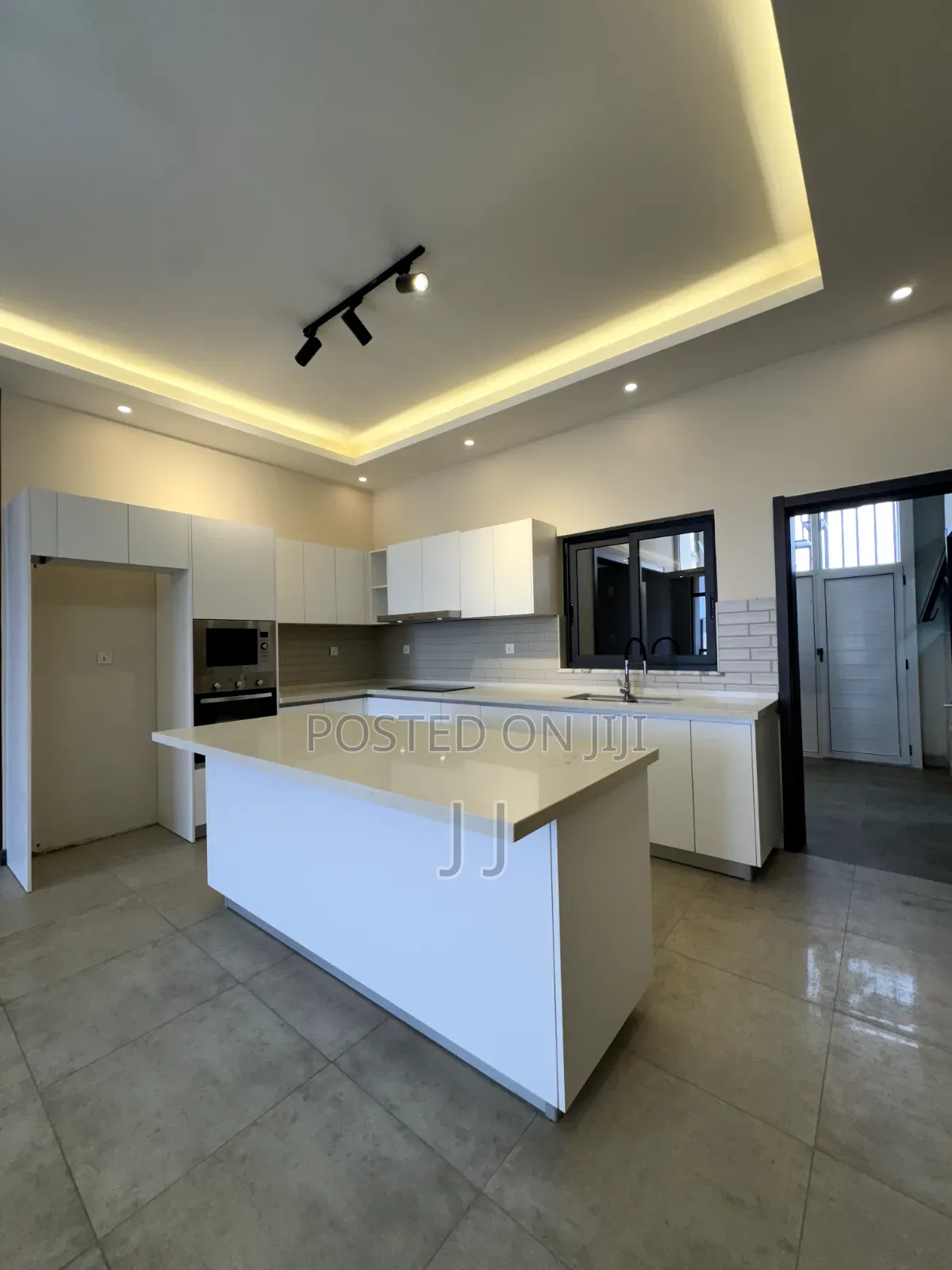 3bdrm Apartment in Bole for rent