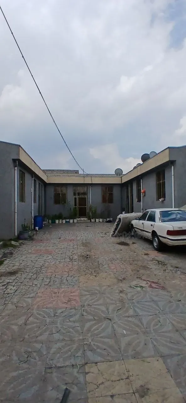 Furnished 6bdrm House in Merry 20 Metir Area, Yeka for sale