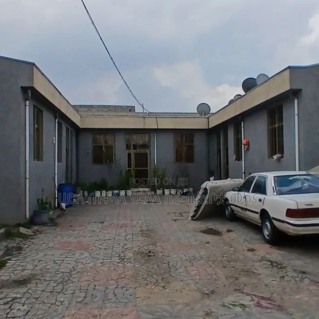 Furnished 6bdrm House in Merry 20 Metir Area, Yeka for sale