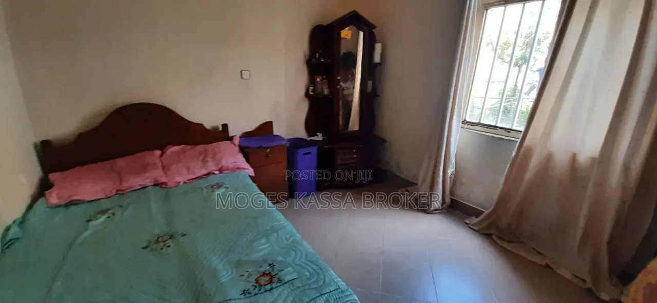 Furnished 1bdrm Condo in አያት 49 መስቀለኛ ጋ, Yeka for sale