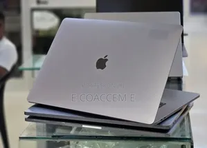 New Laptop Apple MacBook 16GB Intel Core i7 SSD 512GB