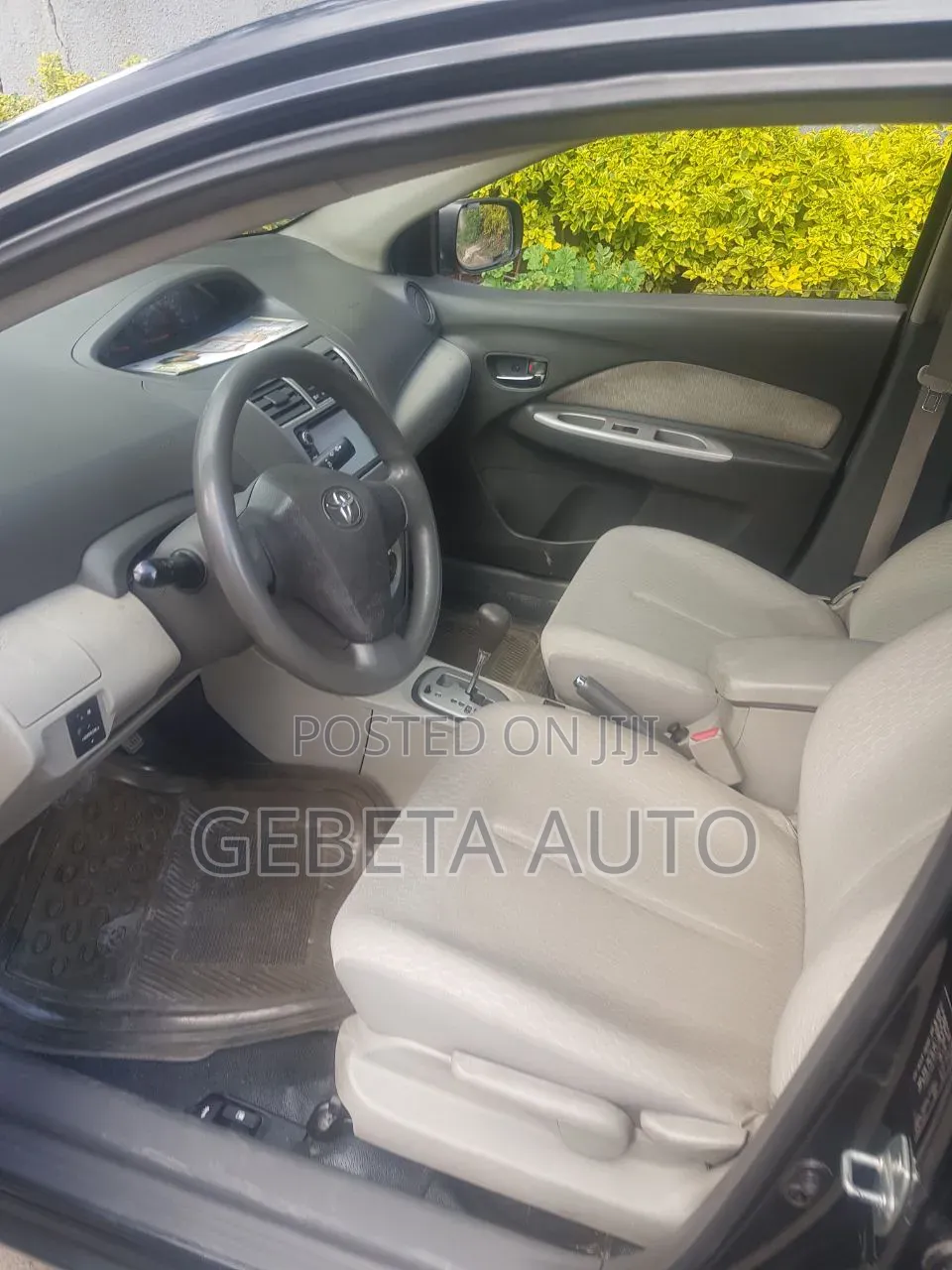 Toyota Yaris 2010