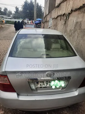 Toyota Corolla 2004 Silver