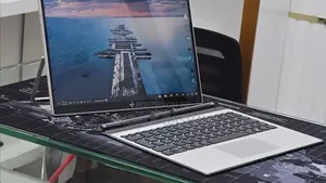 New Laptop HP Elite X2 G8 16GB Intel Core i7 SSD 512GB