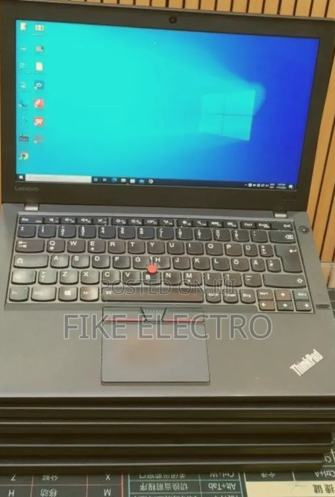 New Laptop Lenovo ThinkPad X260 8GB Intel Core i5 SSD 256GB