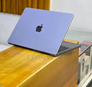 New Laptop Apple MacBook Pro 2021 M1 32GB SSD 512GB