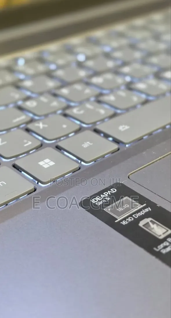 New Laptop Lenovo Ideapad 3 16GB Intel Core i7 SSD 512GB