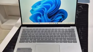 New Laptop Dell Inspiron 14 16GB AMD Ryzen 7 SSD 1T