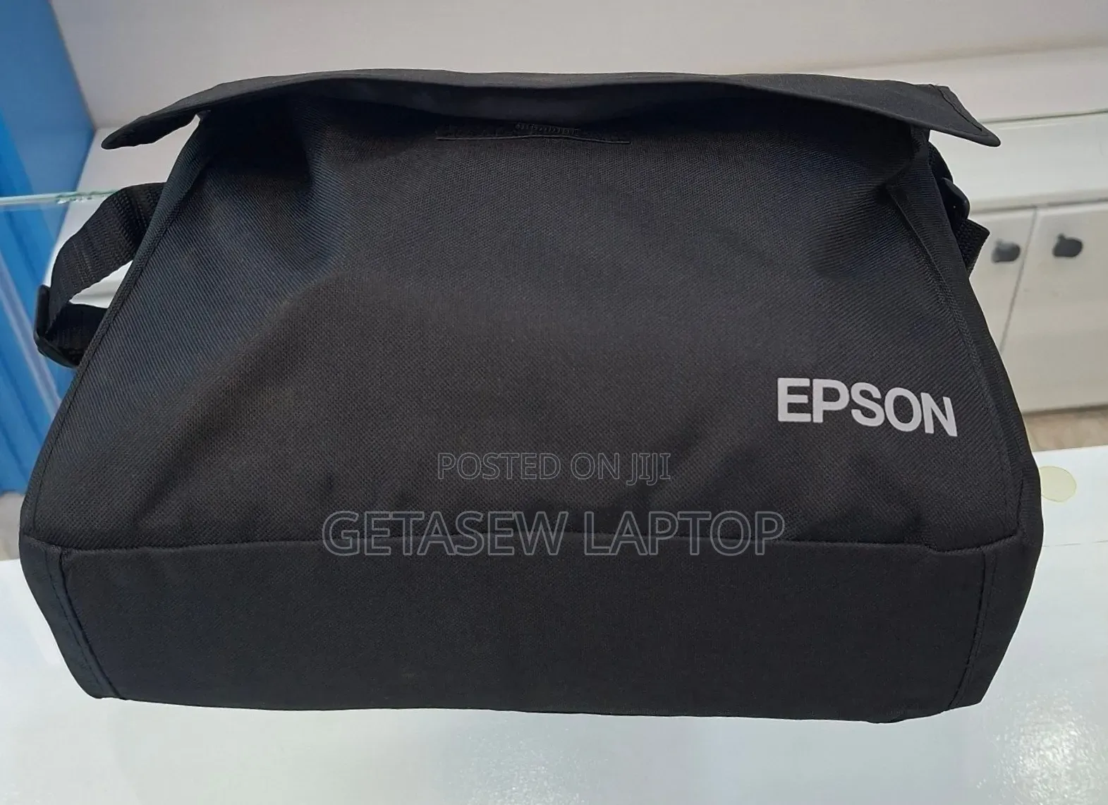 Epson Projector 
Model Name: EB-x31
Hardware Interface: VGA, USB, HDMI