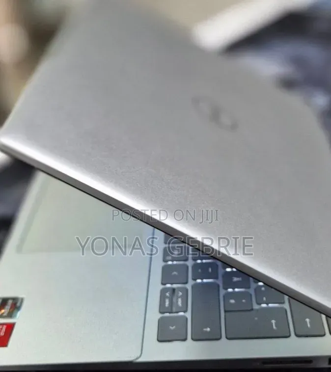 New Laptop Dell Inspiron 14 16GB AMD Ryzen 7 SSD 1T