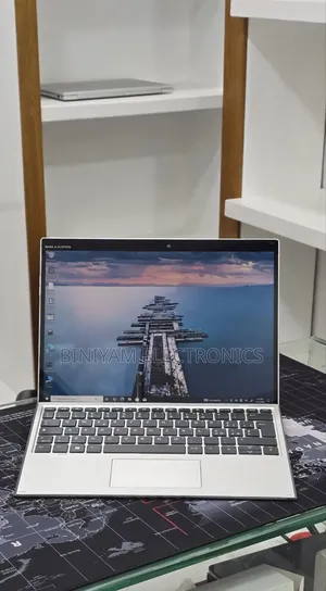 New Laptop HP Elite X2 G8 16GB Intel Core i7 SSD 512GB